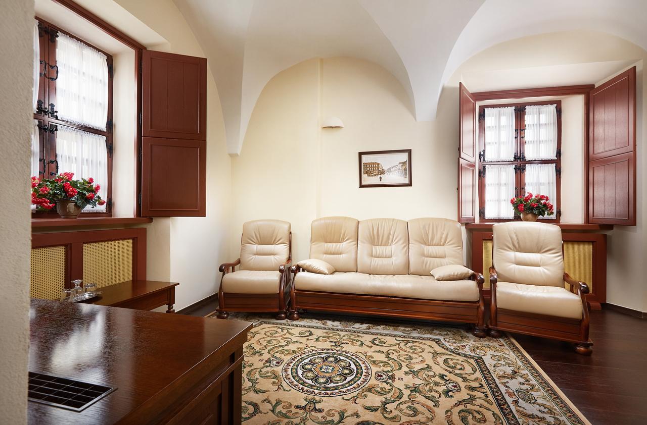 Hotel Monastyrski Minsk City Centre ภายนอก รูปภาพ